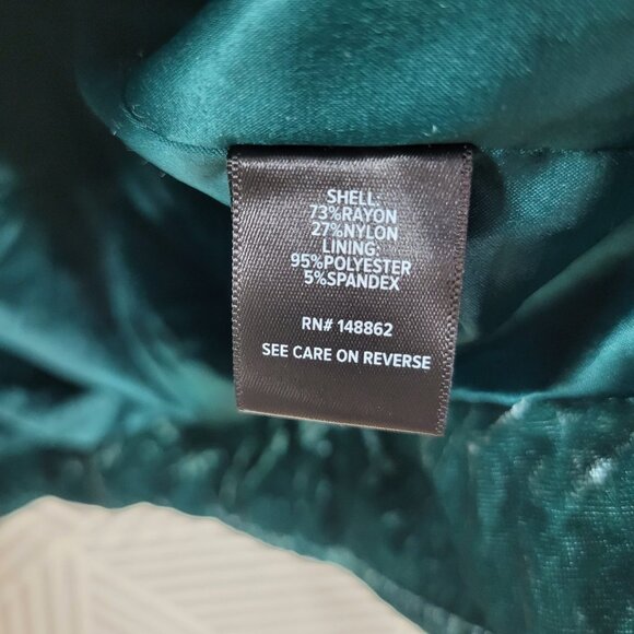 Torrid Green Crushed Velvet Moto Jacket Plus Size 2 2X 18/20 Waist Full Zip Alt - Picture 7 of 7